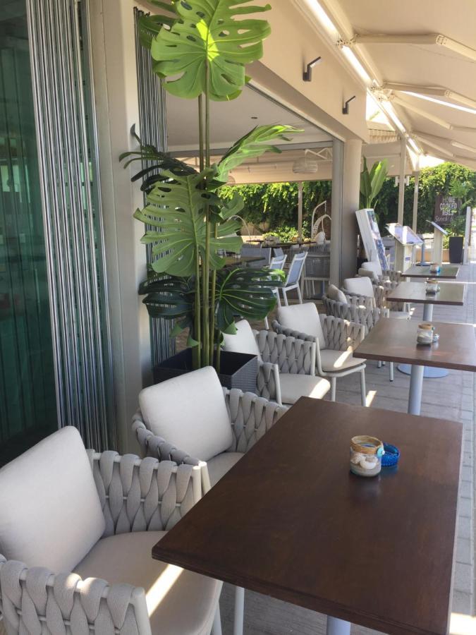 Princess Irini Sea Front Aparthotel Rethymnon Exterior foto